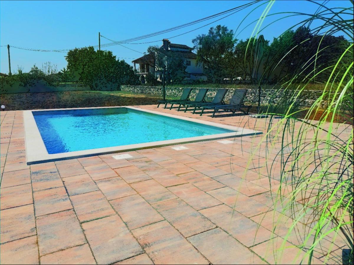Apartmán Cozy House With Pool Near Rovinj Kanfanar Exteriér fotografie